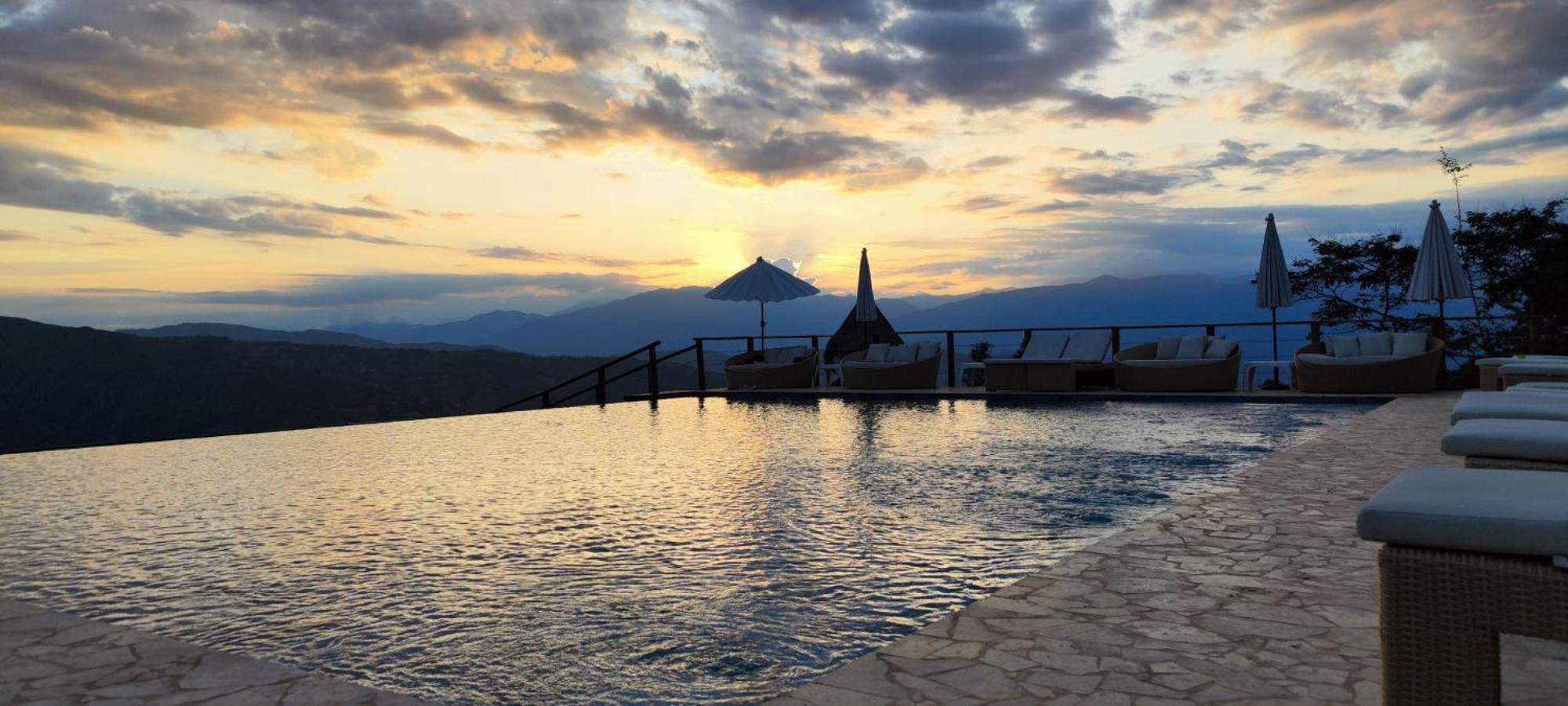 Nalua Glamping Y Hotel San Jeronimo  Exterior photo